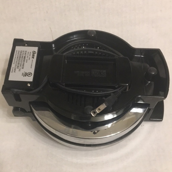 Waffle Maker - Picture 16 of 16